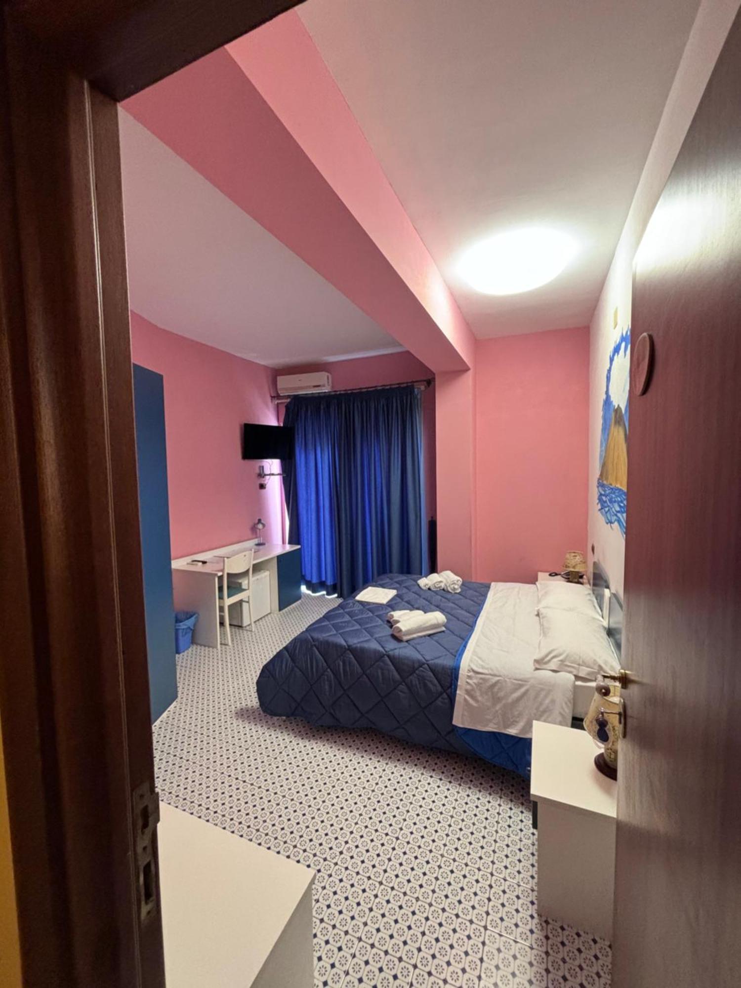 Le Soleil B&B มิลาซโซ ภายนอก รูปภาพ